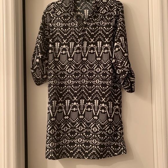 Dresses 👗 - Picture 7 of 7